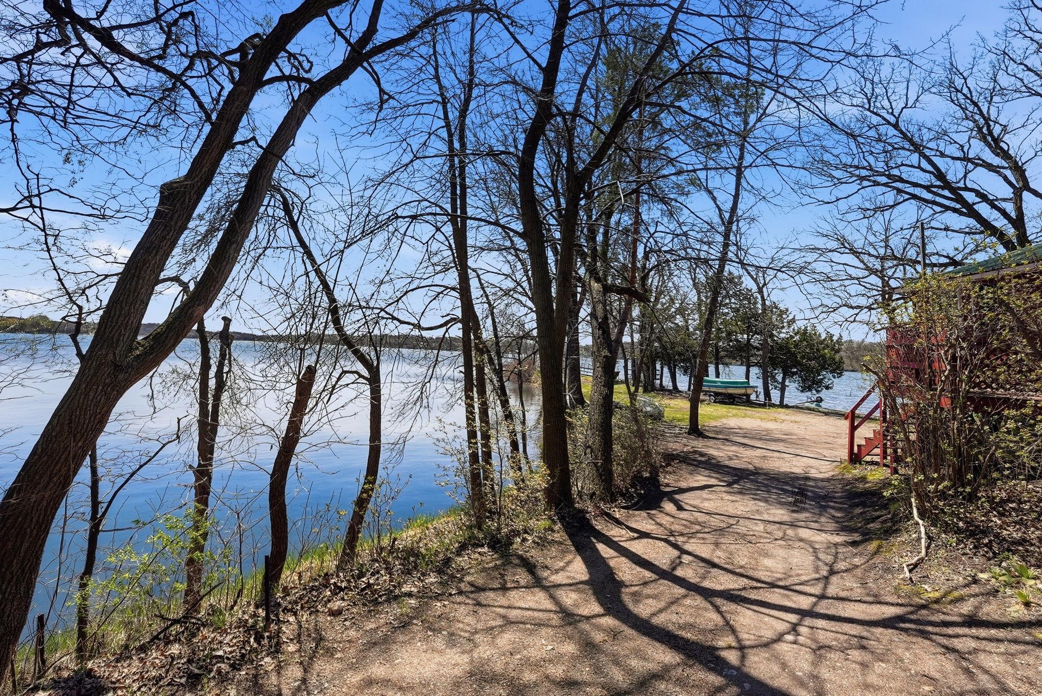 Driveway coming into the cabin