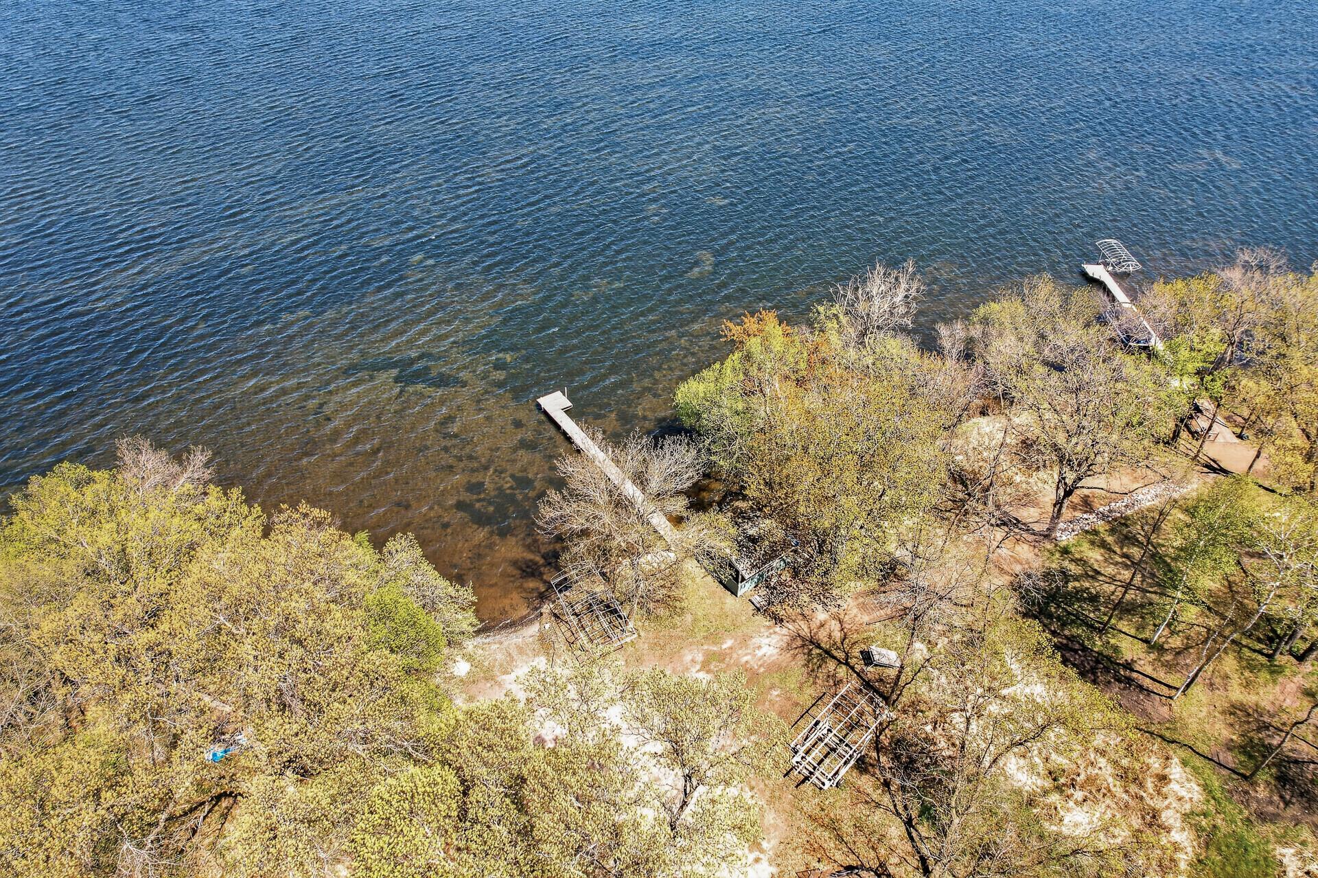 Aerial view of the shared access directly above.
