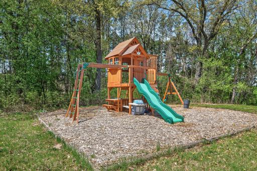 Wood playset included, fun entertainment for all ages.
