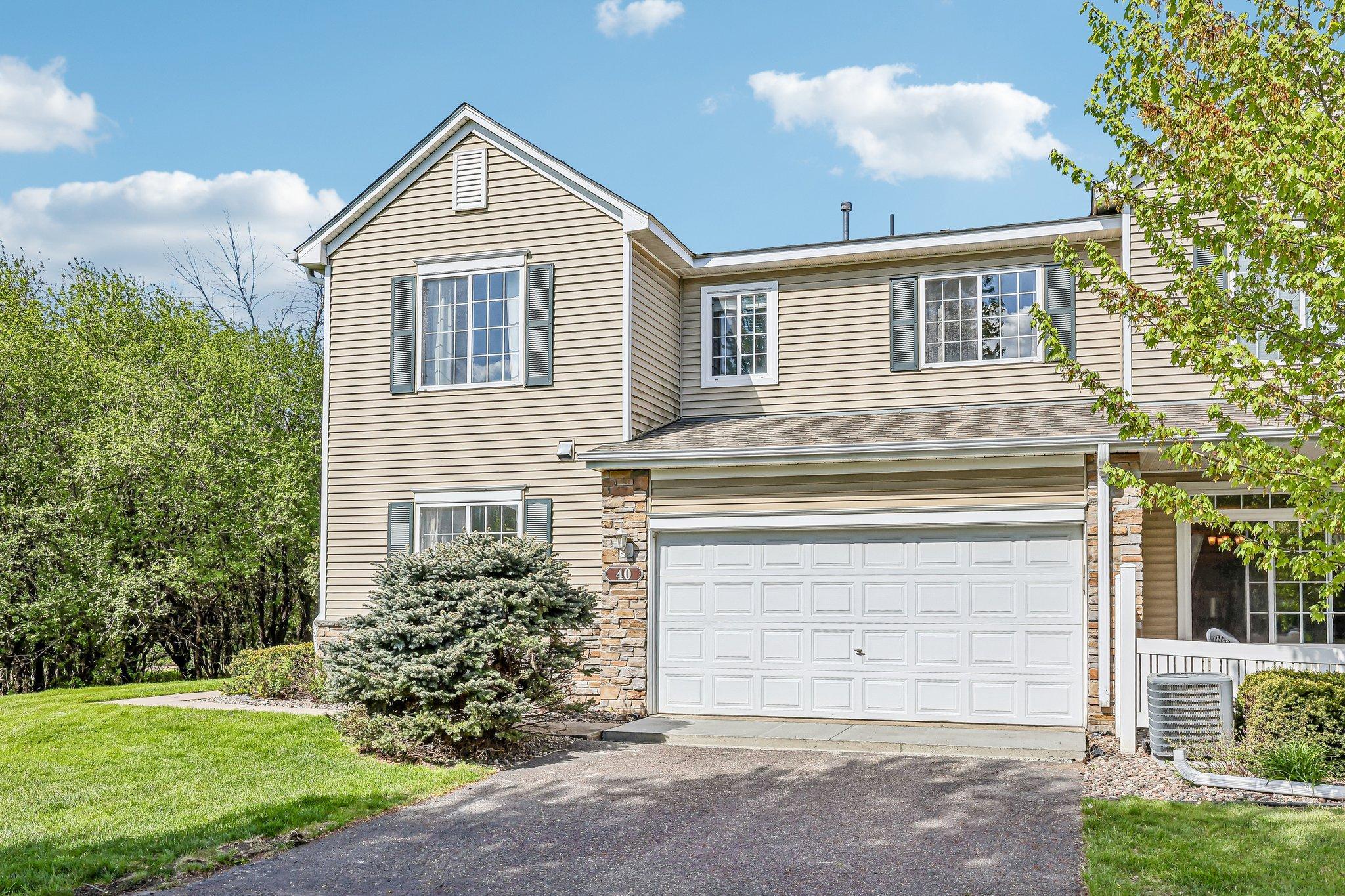 4-web-or-mls-River Woods Dr-S1005-004.jpg