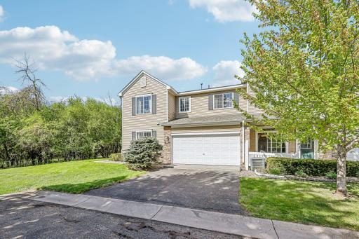 3-web-or-mls-River Woods Dr-S1005-003.jpg