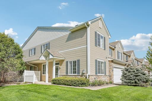 35-web-or-mls-River Woods Dr-S1005-035.jpg