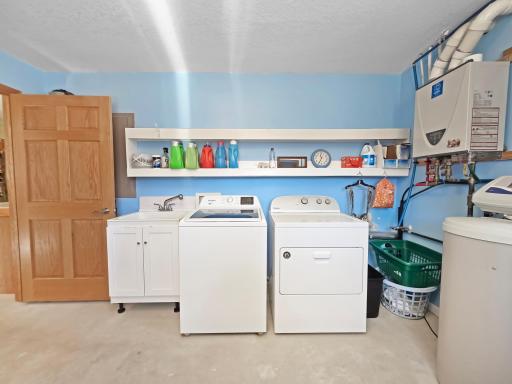 5520 36th Street SW, Pine River, MN 56474