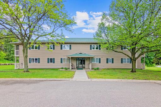 3275 80th Street E, 305, Inver Grove Heights, MN 55076