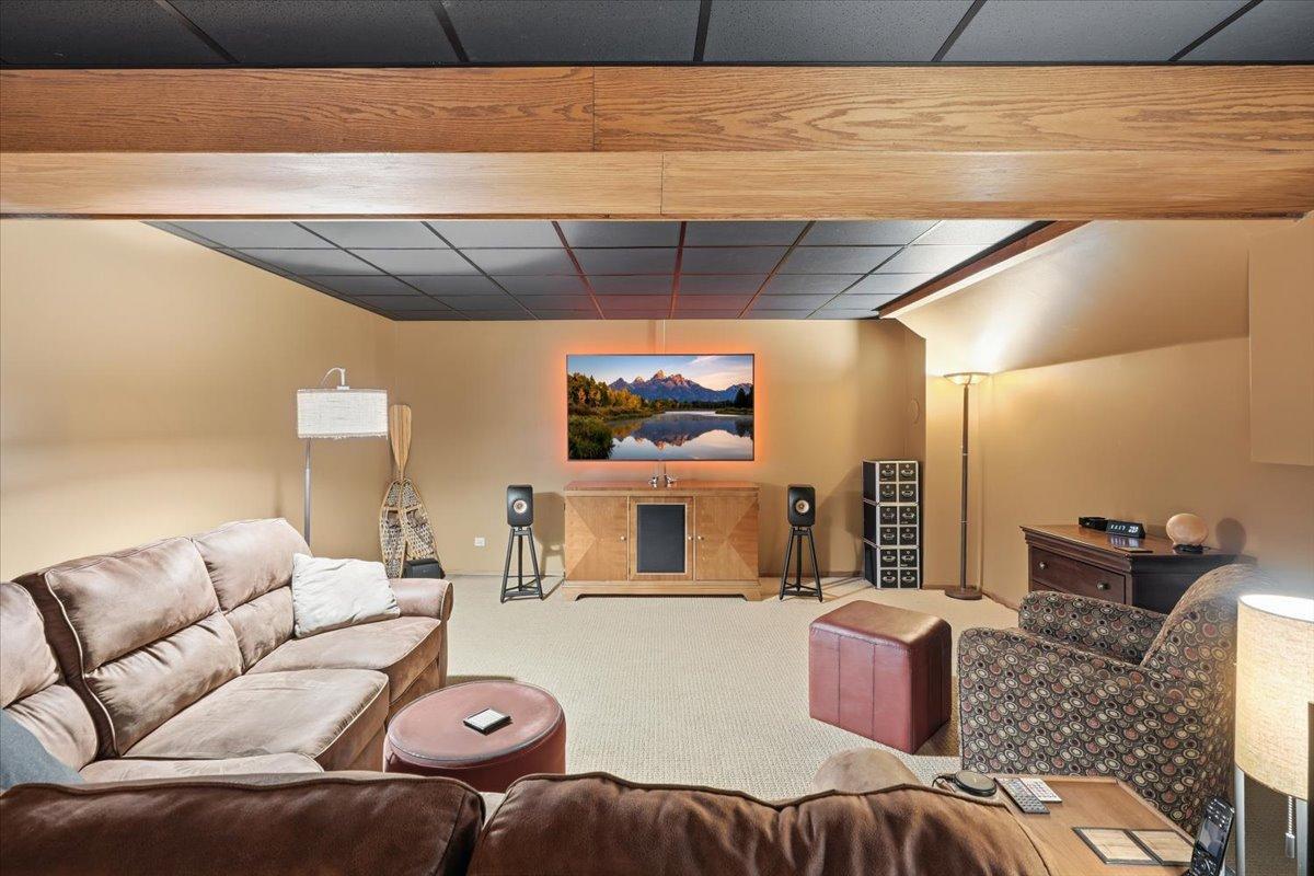 20-Rec Room.jpg
