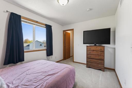 1601 Griffing Park Road, Buffalo, MN 55313