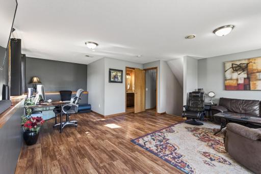 1601 Griffing Park Road, Buffalo, MN 55313