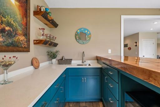 345 Lindsay Road, Hudson, WI 54016