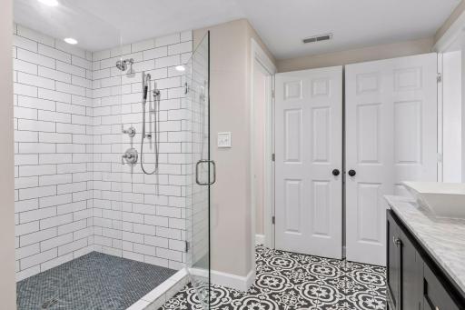 345 Lindsay Road, Hudson, WI 54016