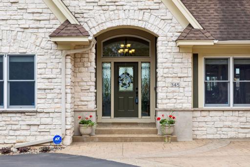 345 Lindsay Road, Hudson, WI 54016