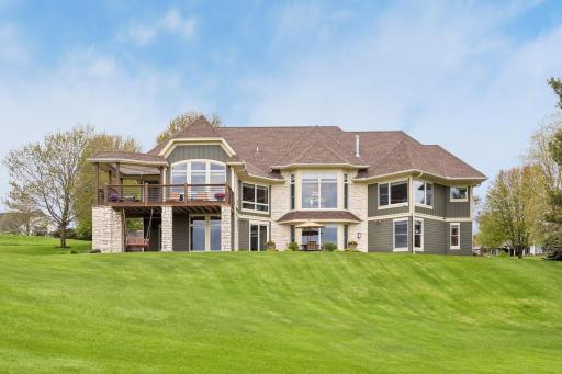 345 Lindsay Road, Hudson, WI 54016
