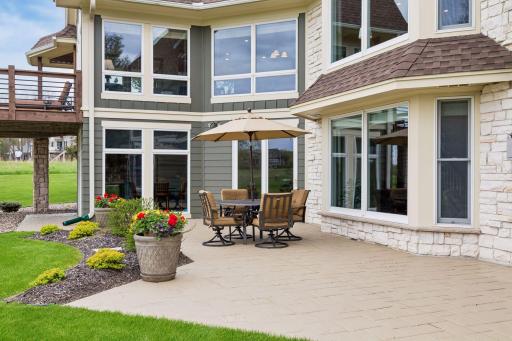 345 Lindsay Road, Hudson, WI 54016