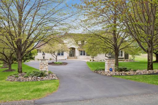 345 Lindsay Road, Hudson, WI 54016