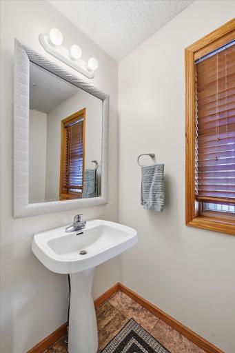 34-5126 Nelmark Ave NE [2990185]- 034.jpg
