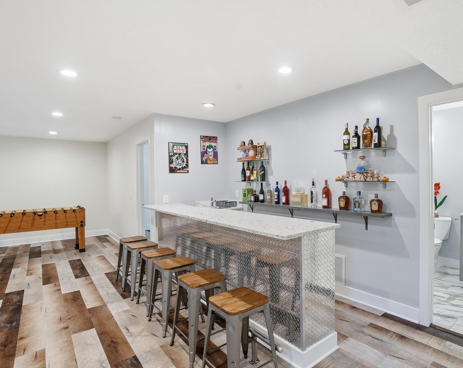 2921 40th Ave S MLS-66.jpg