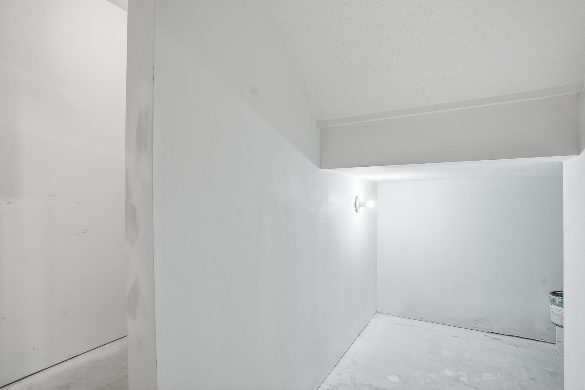 2921 40th Ave S MLS-80.jpg