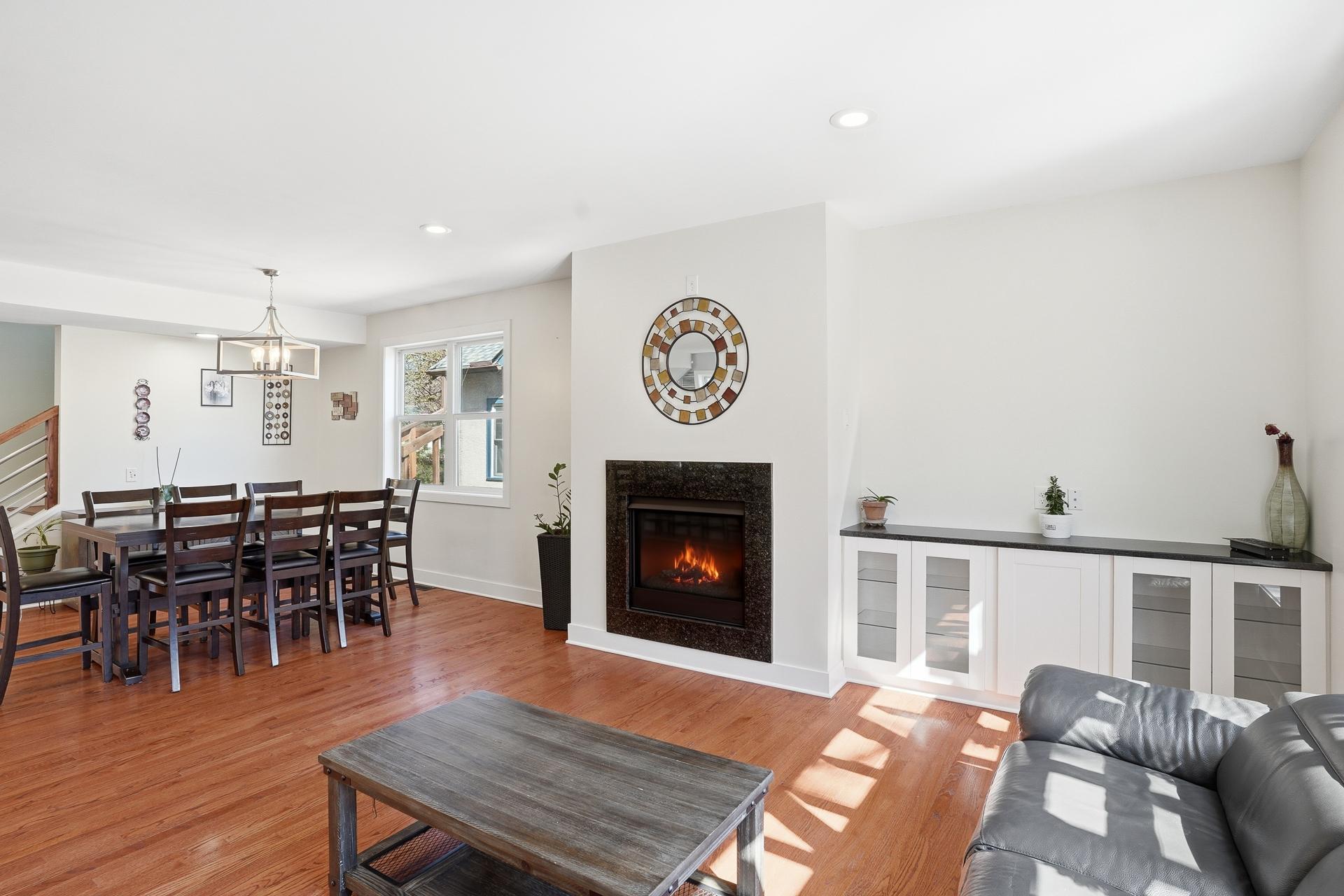 2921 40th Ave S MLS-23.jpg