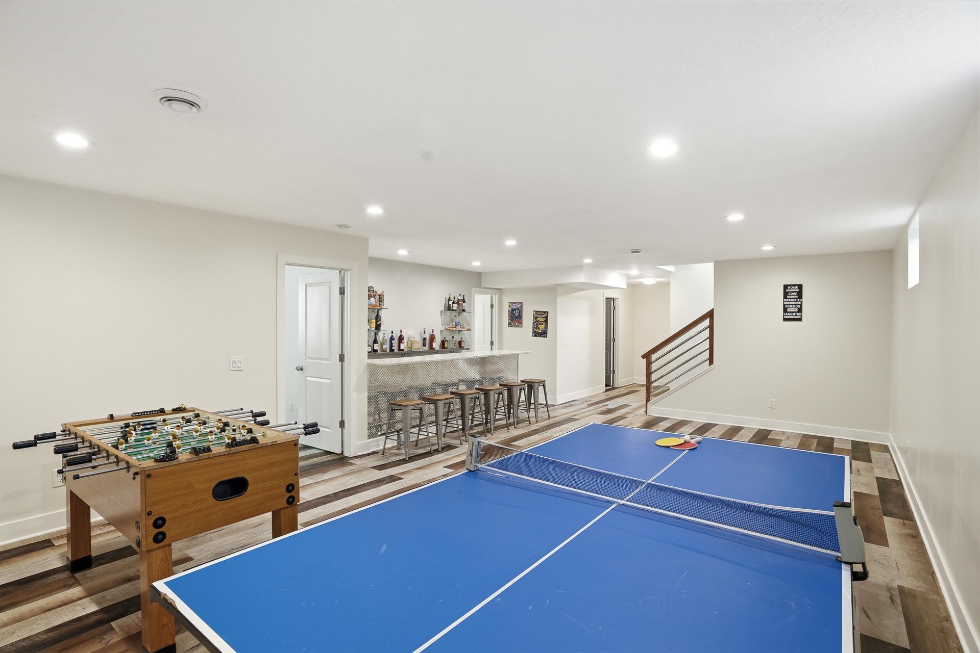 2921 40th Ave S MLS-69.jpg