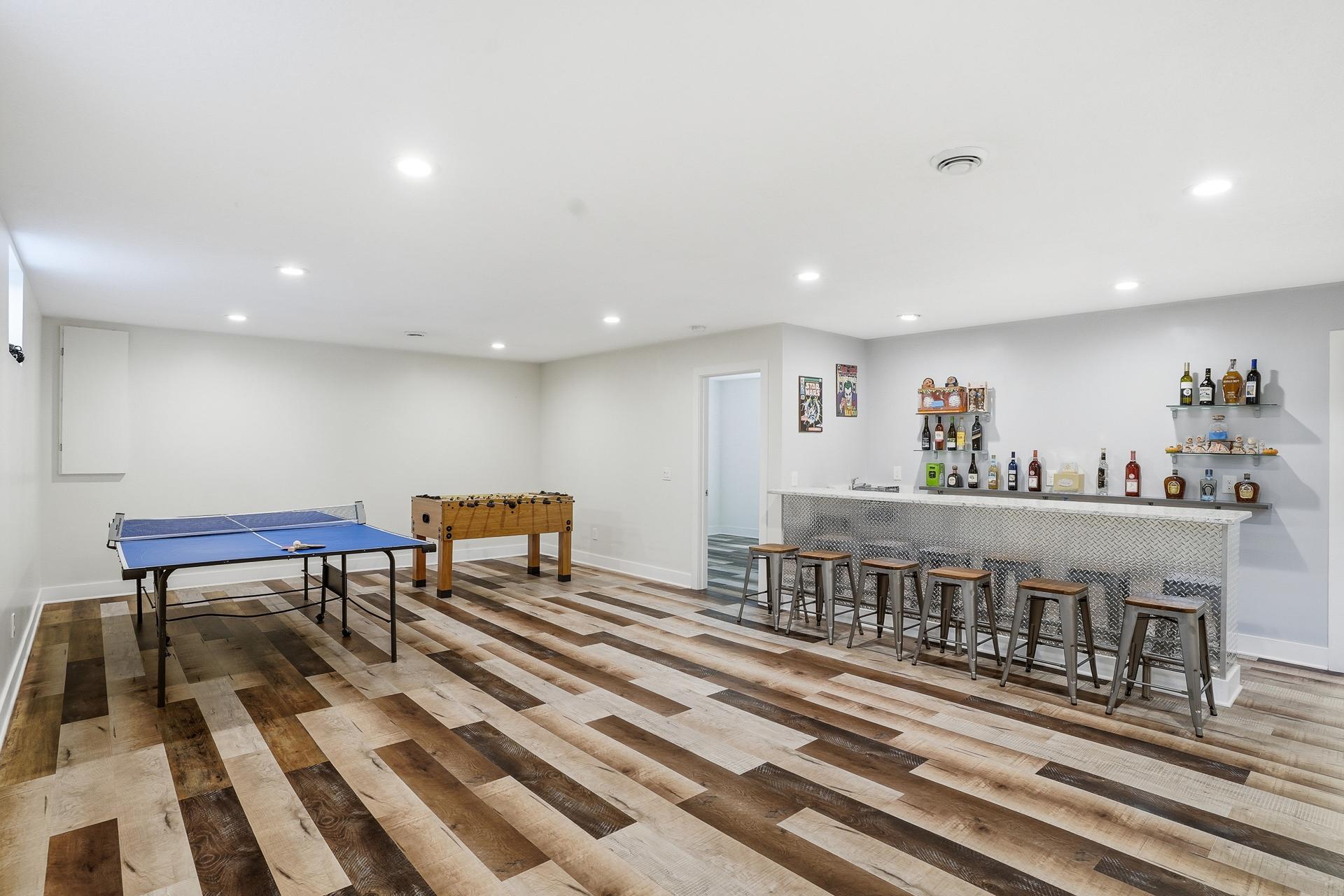 2921 40th Ave S MLS-67.jpg