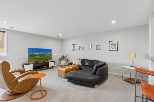 6780 Bellflower Drive, Excelsior, MN 55331