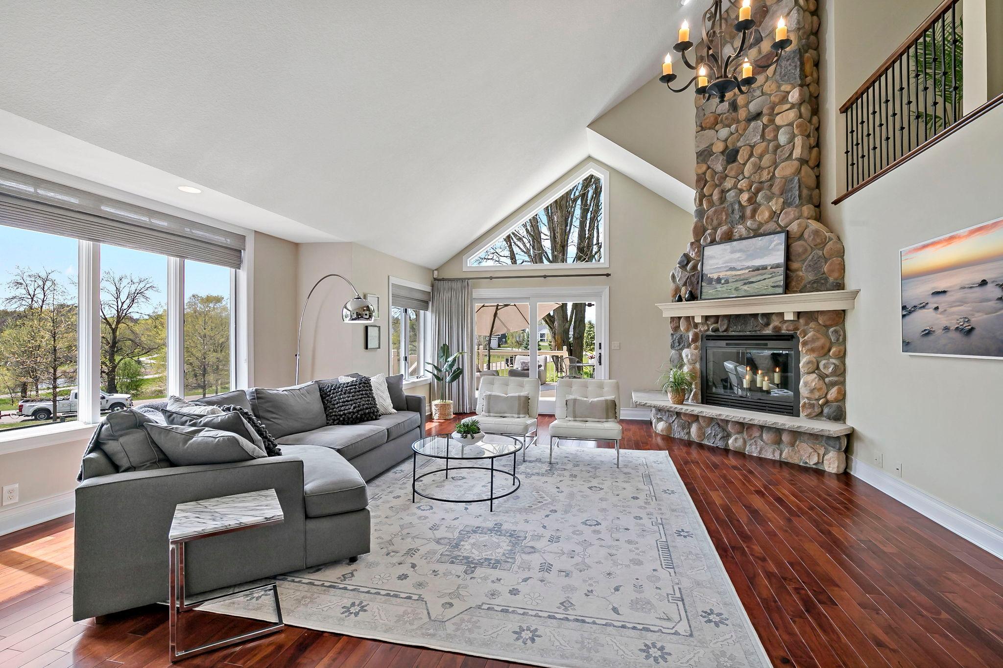 53-web-or-mls-5830 Club Ln Shorewood MN_0044.jpg