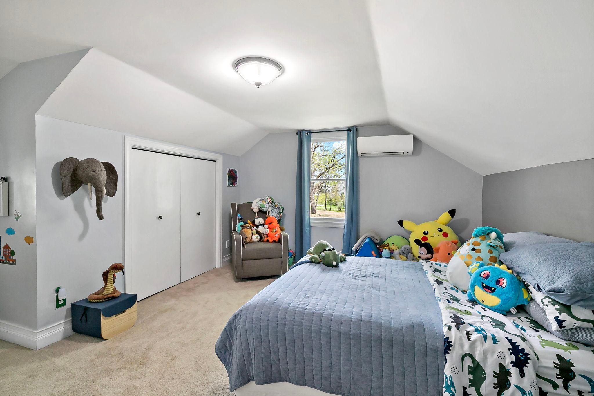 69-web-or-mls-5830 Club Ln Shorewood MN_0060.jpg