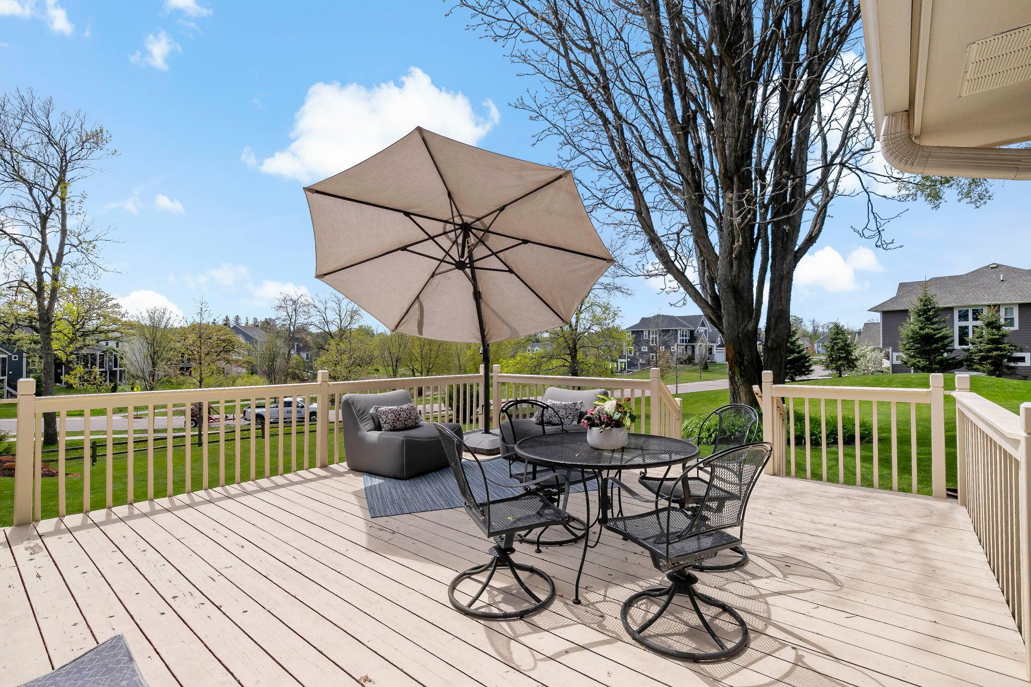 37-web-or-mls-5830 Club Ln Shorewood MN_0028.jpg