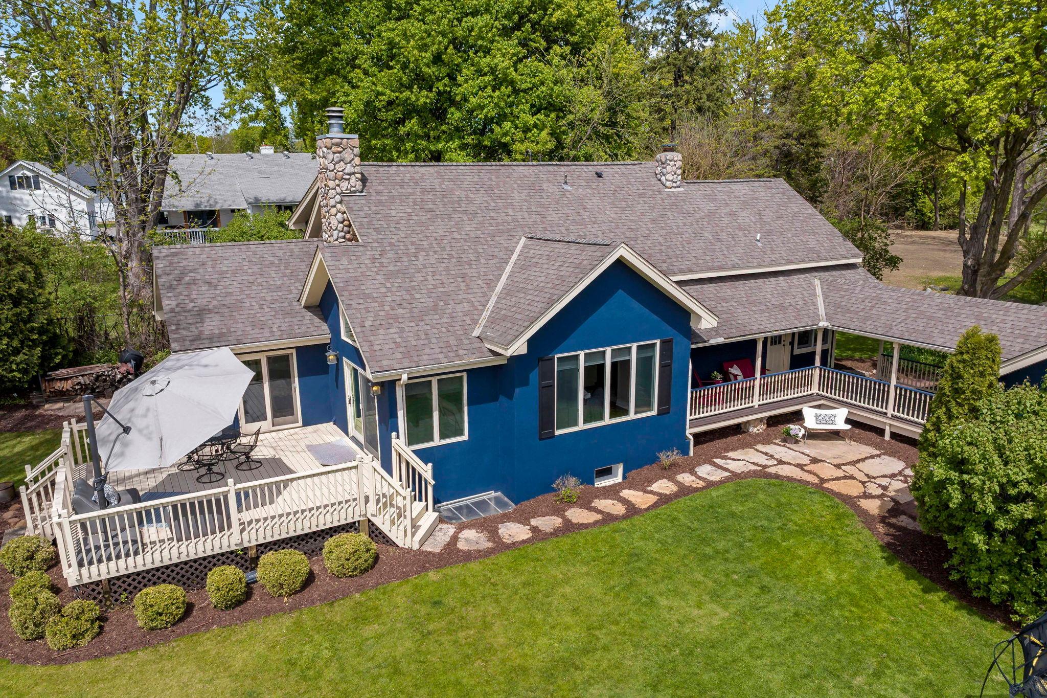 19-web-or-mls-5830 Club Ln Shorewood MN_0010.jpg