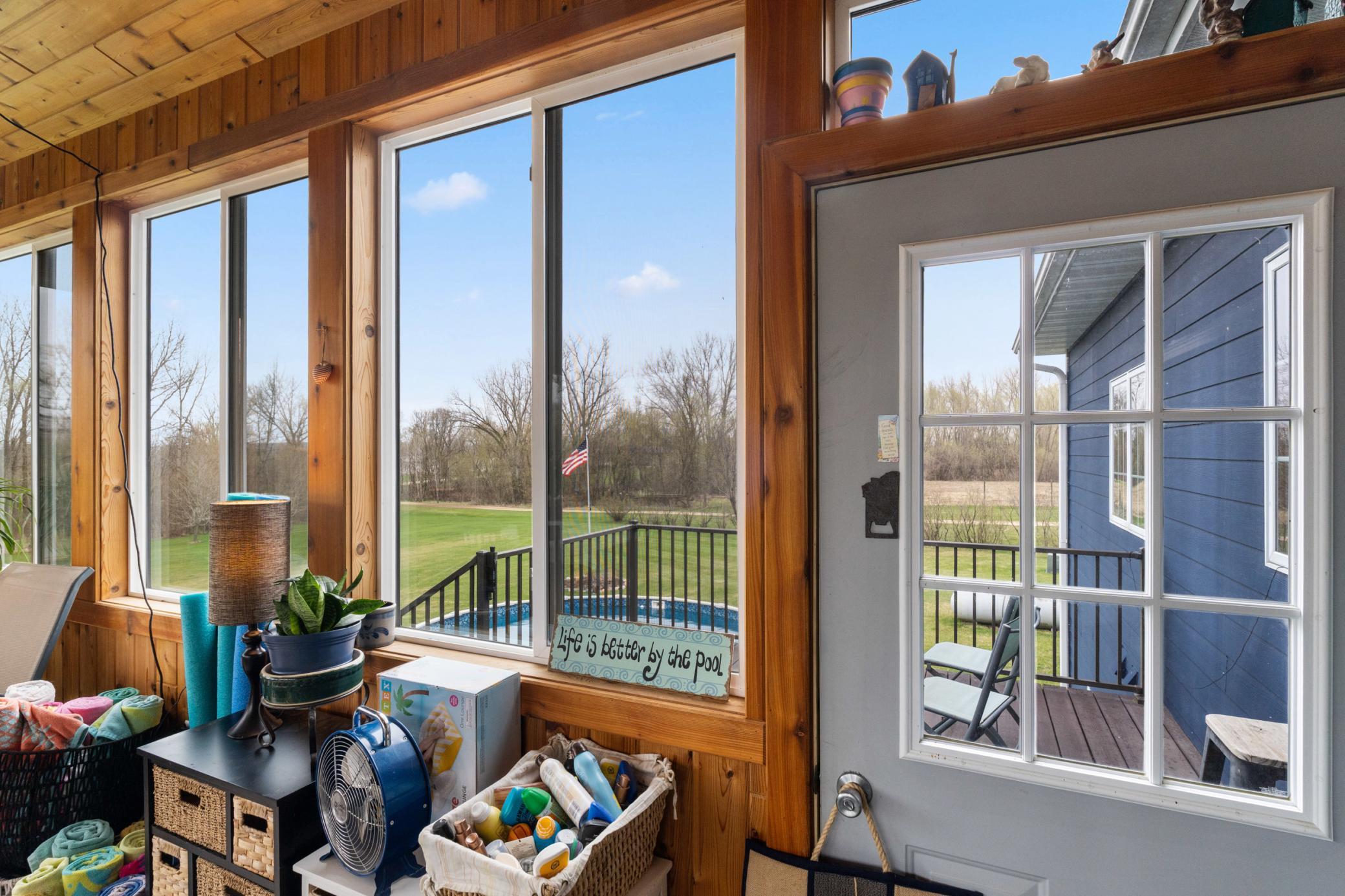 Access to decks and pool