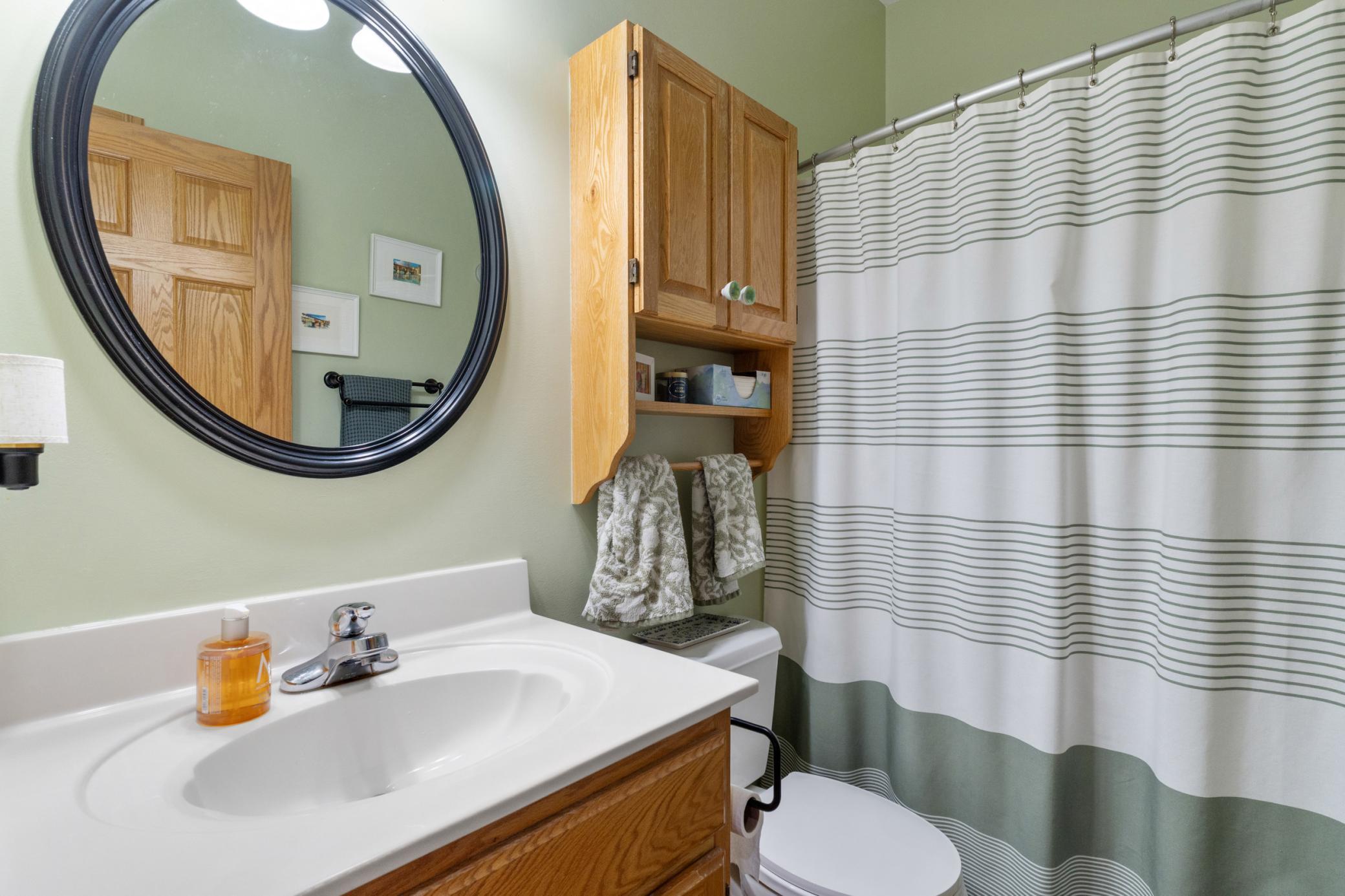 Main Floor Bathroom 2