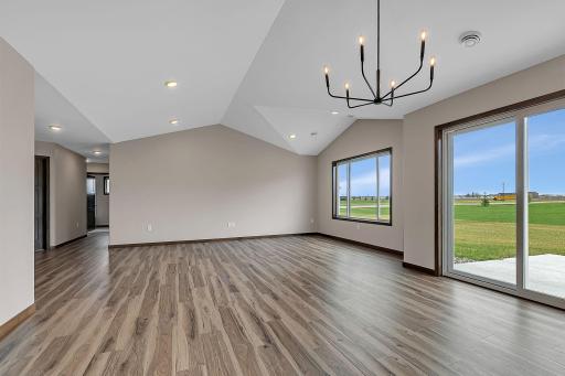 2000 Sandstone Loop N, Sartell, MN 56377