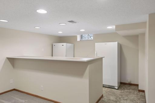 There is also a bar area here with a second fridge and freezer ( that stay!)
