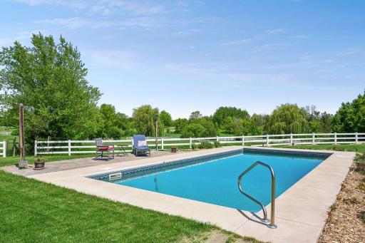 9820 High Bluff Lane, Corcoran, MN 55340