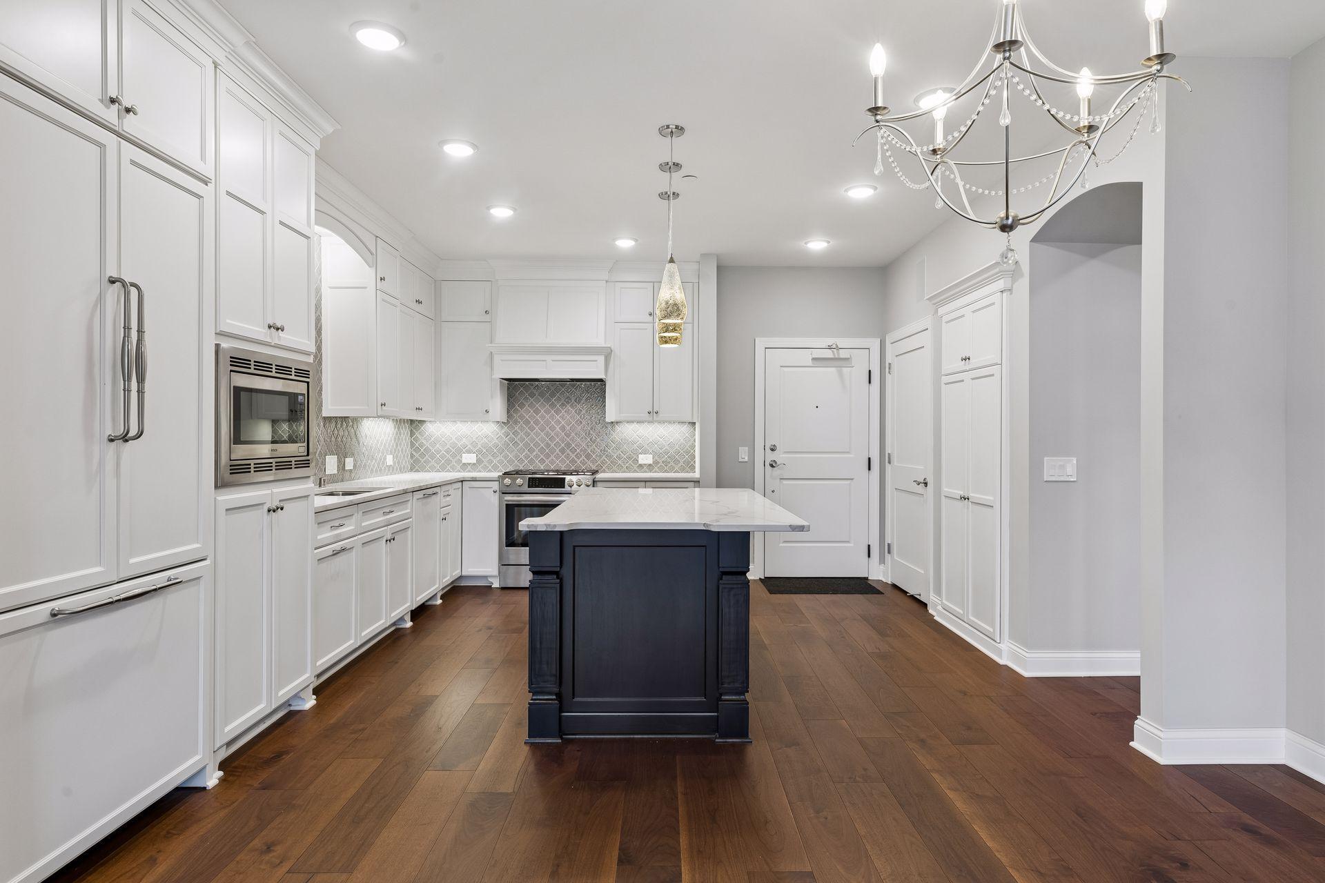 Center island with tons of storage and breakfast bar