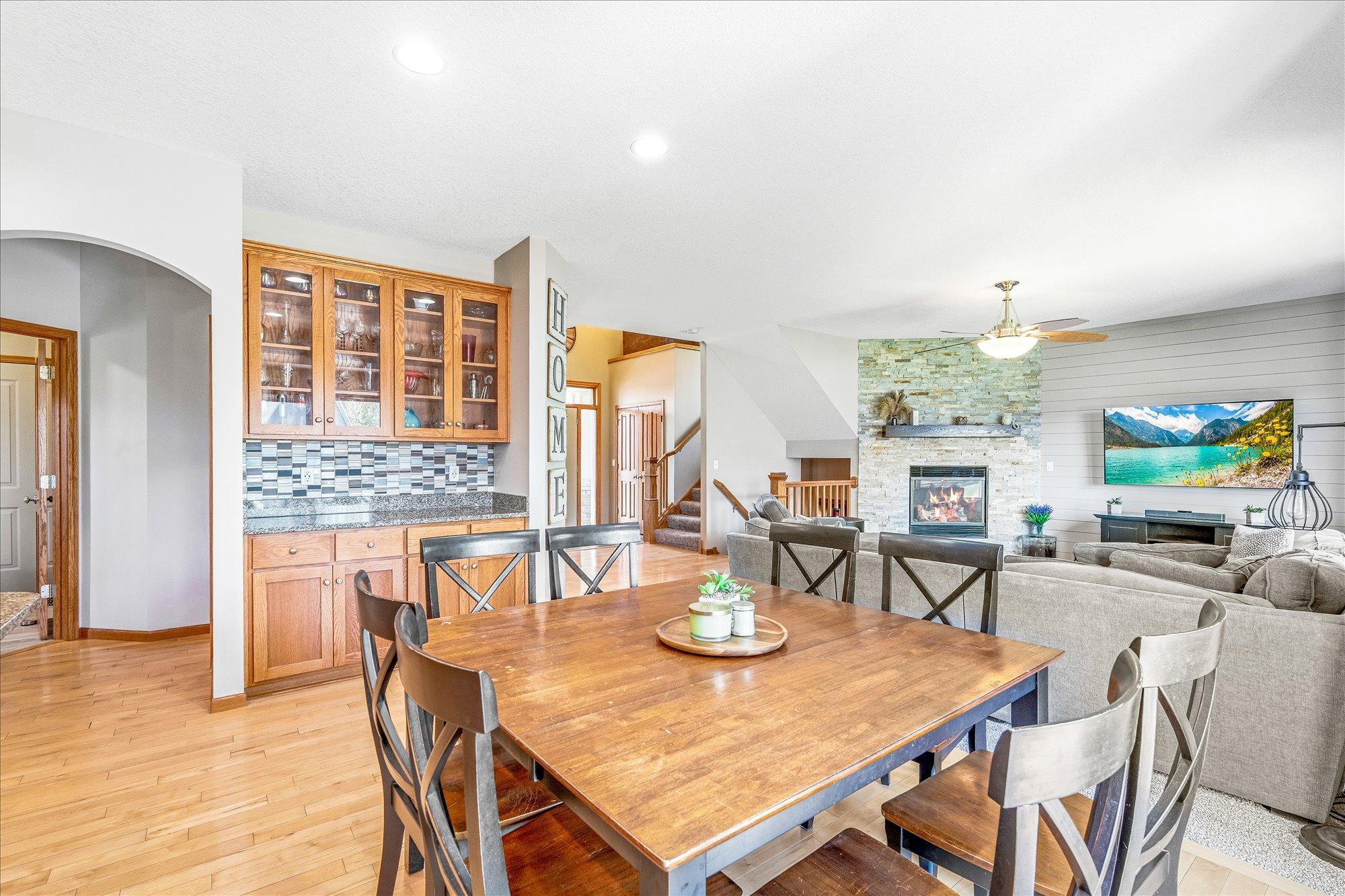 Dining with Built ins