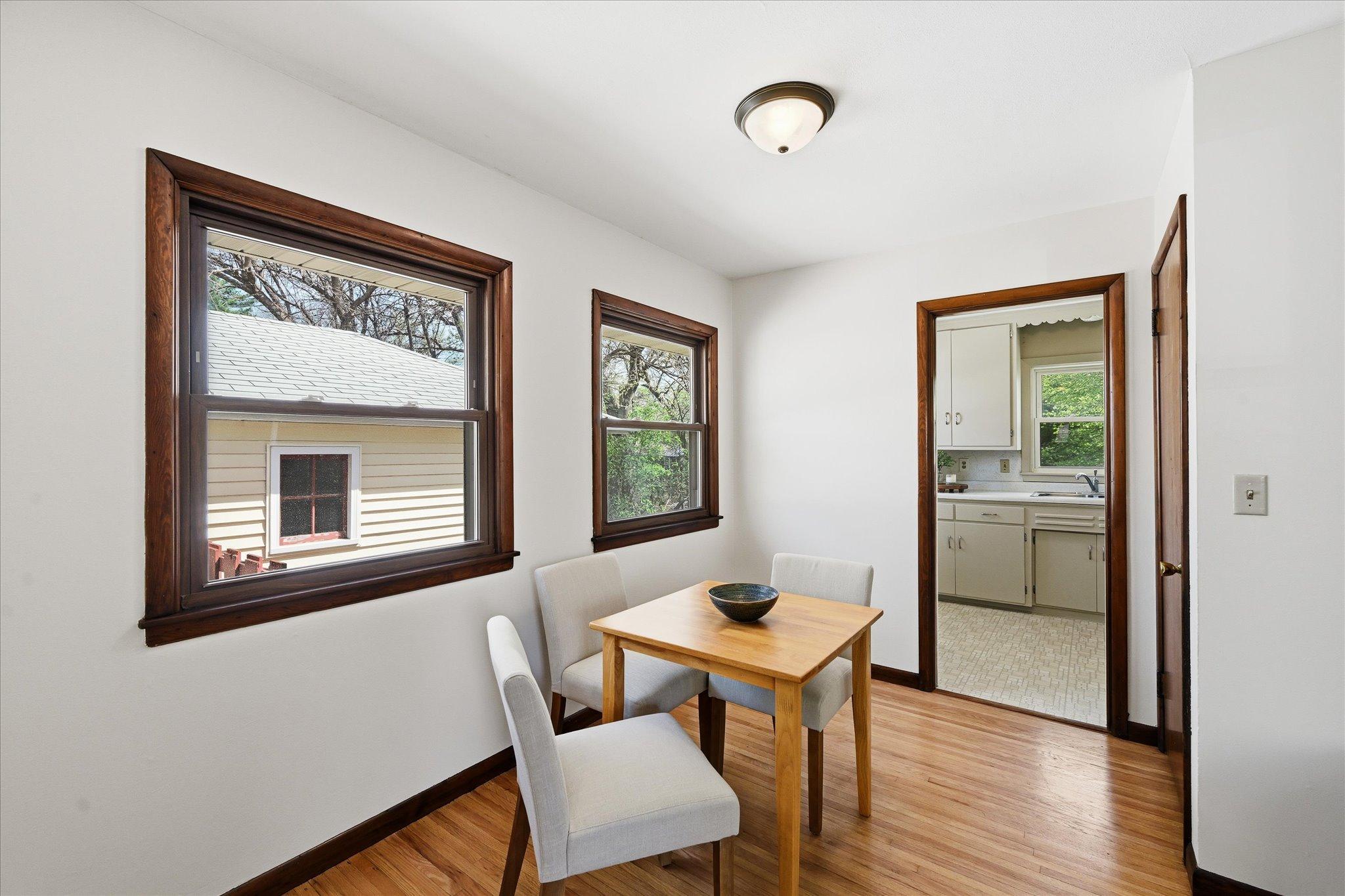 Lovely formal dining area off kitchen.
