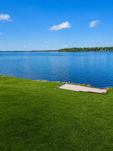2405 S Le Homme Dieu Drive NE, 3, Alexandria, MN 56308