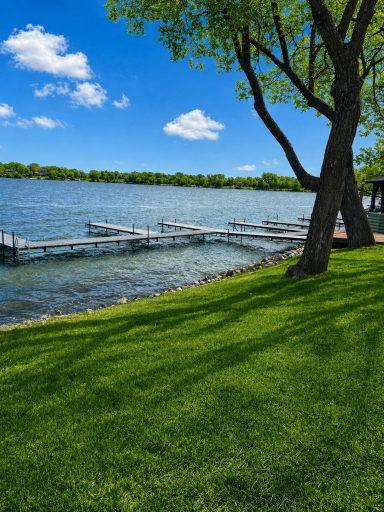 2405 S Le Homme Dieu Drive NE, 3, Alexandria, MN 56308