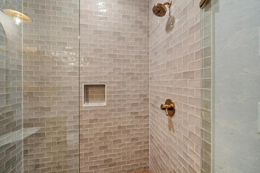 2405 S Le Homme Dieu Drive NE, 3, Alexandria, MN 56308