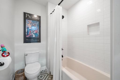 2405 S Le Homme Dieu Drive NE, 3, Alexandria, MN 56308