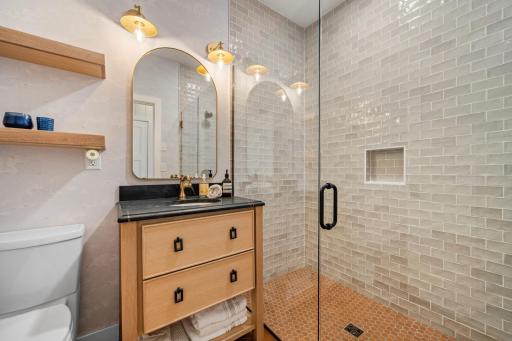 2405 S Le Homme Dieu Drive NE, 3, Alexandria, MN 56308