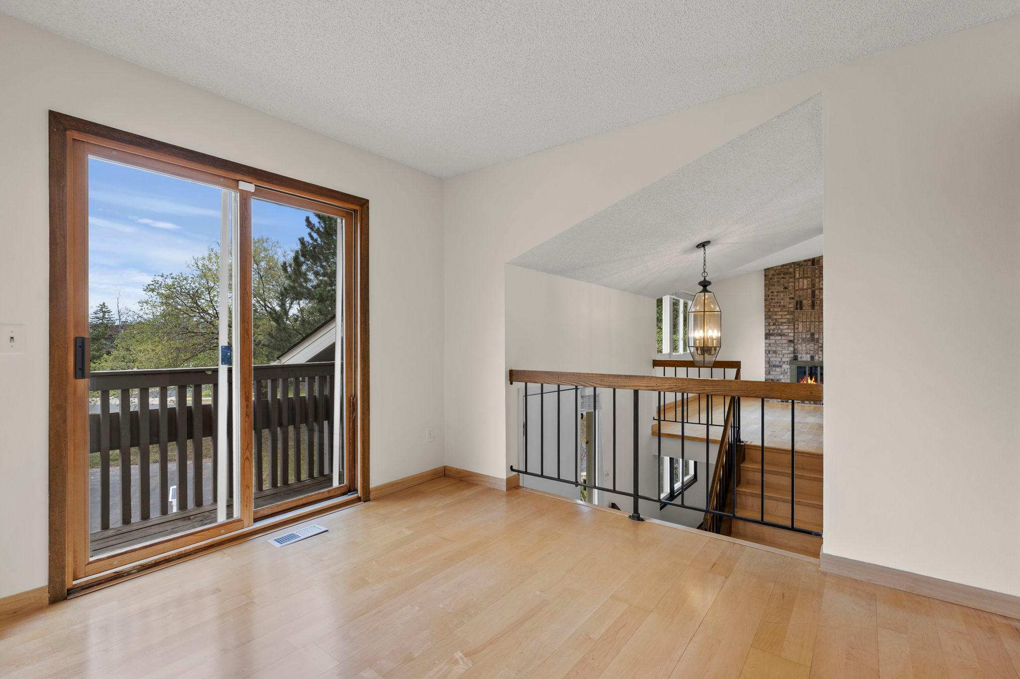 40-web-or-mls-6978 W 84th St Cir-125.jpg