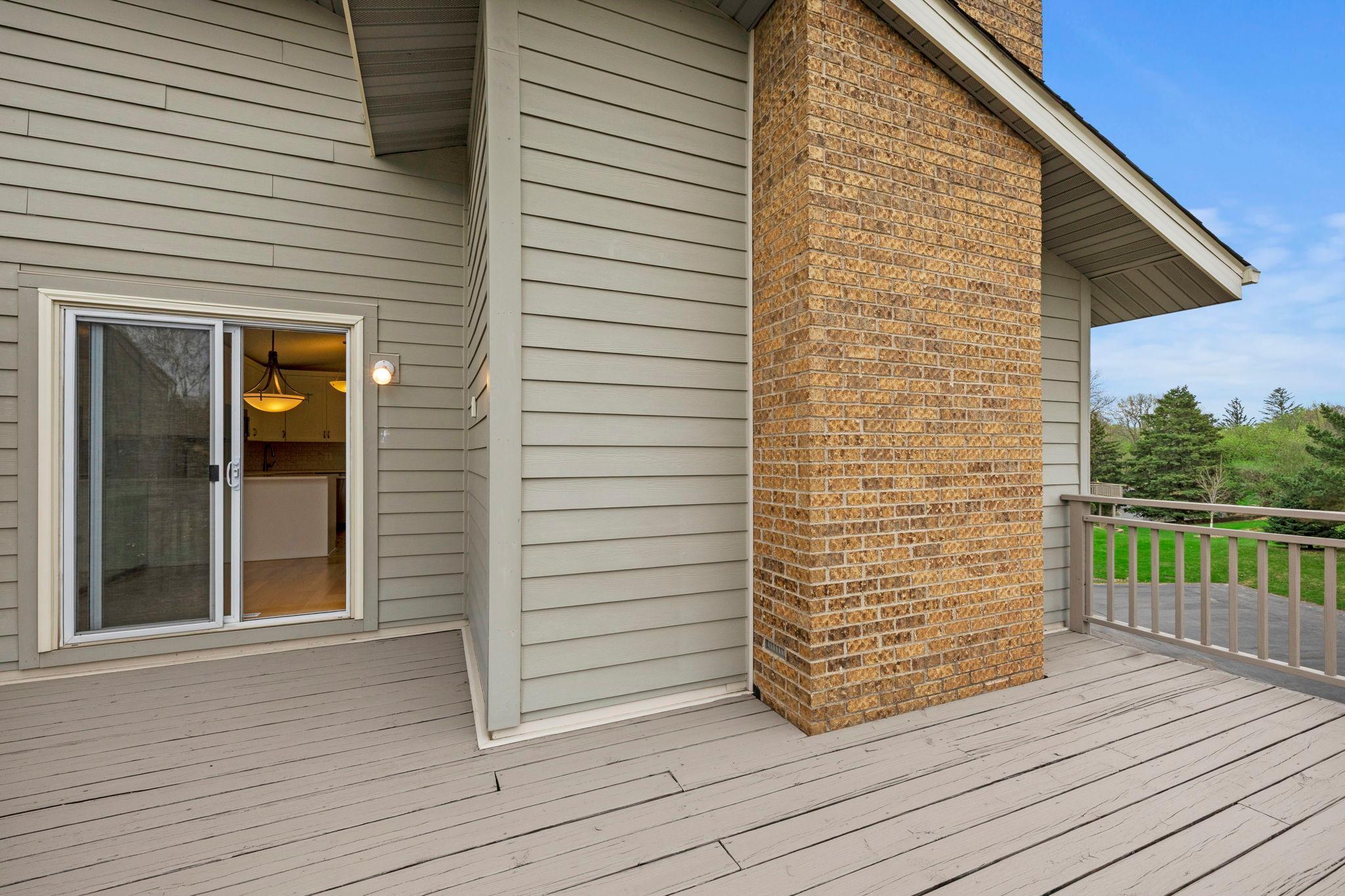 59-web-or-mls-6978 W 84th St Cir-89.jpg