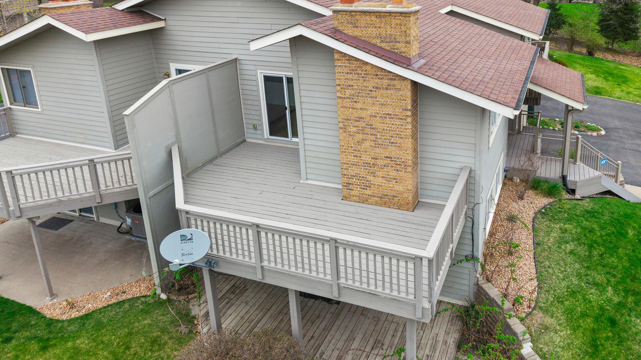 66-web-or-mls-6978 W 84th St Cir-276.jpg