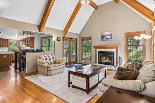 771 County Road B2 E, Little Canada, MN 55117