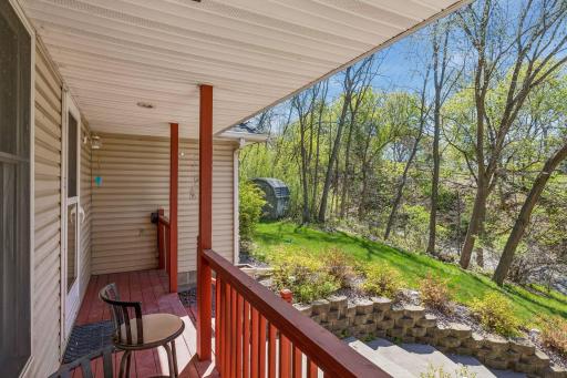771 County Road B2 E, Little Canada, MN 55117