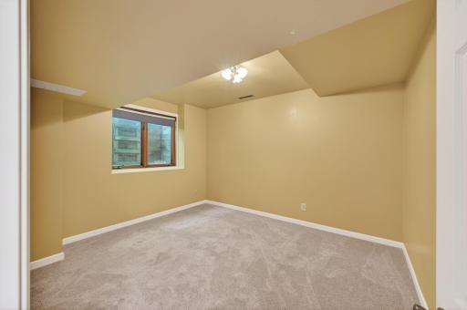 14283 Uplander Street NW, Andover, MN 55304