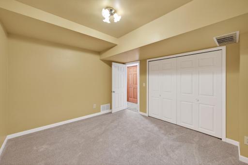 14283 Uplander Street NW, Andover, MN 55304