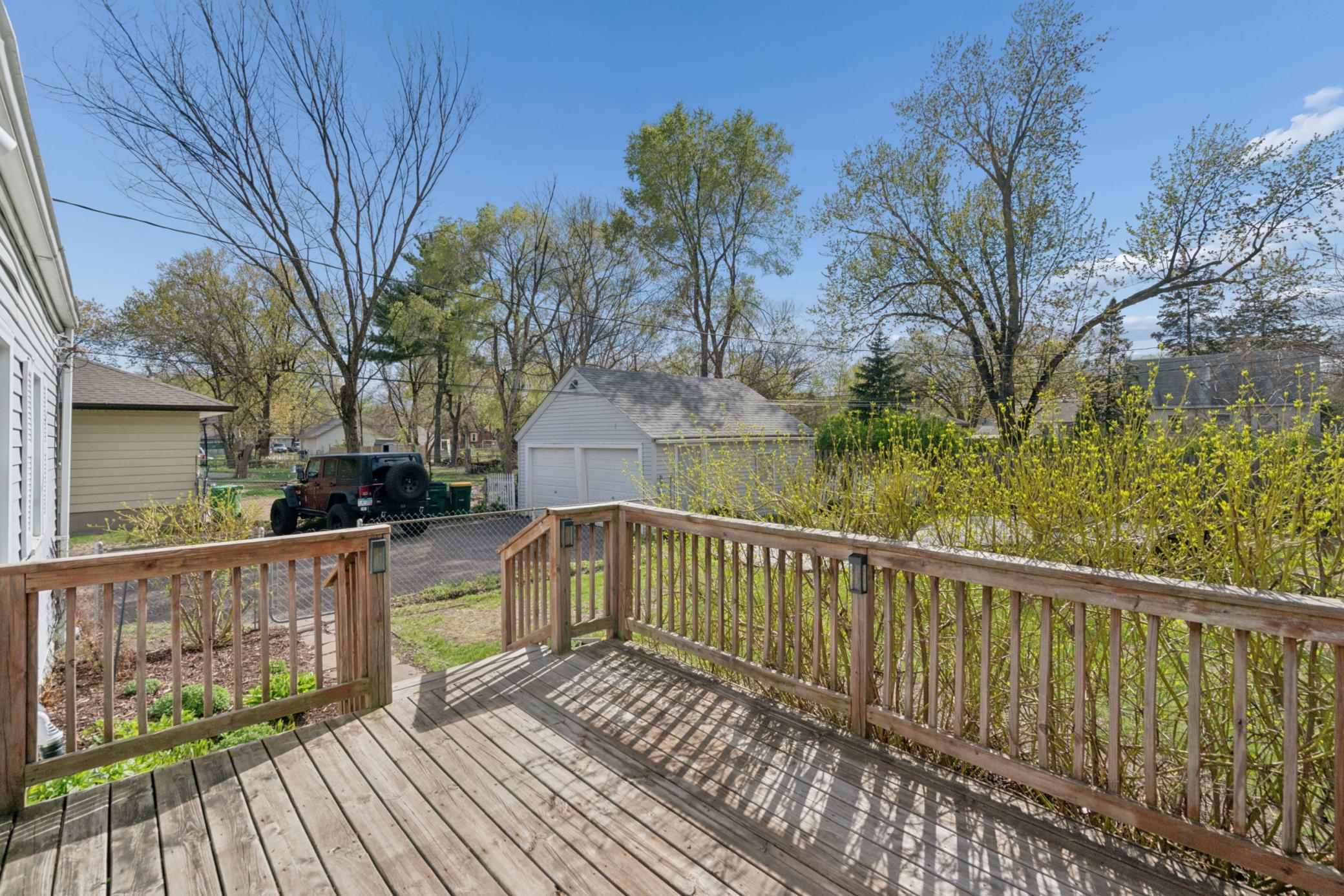 5631 Bryant Ave N 029_rldC.jpg