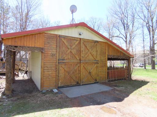 210 1st Avenue N, Isle, MN 56342